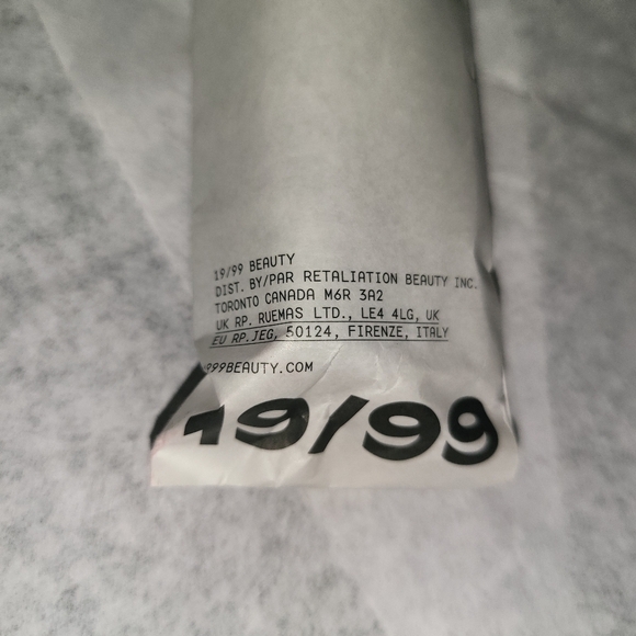 Cream Highlighter Stick in color Miele 0.23 Oz - Picture 6 of 7